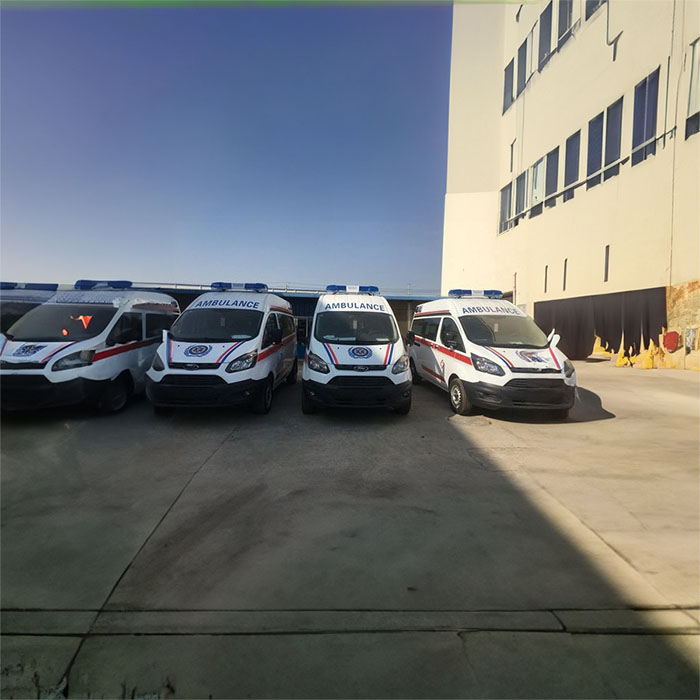 重庆私人救护车出租电话