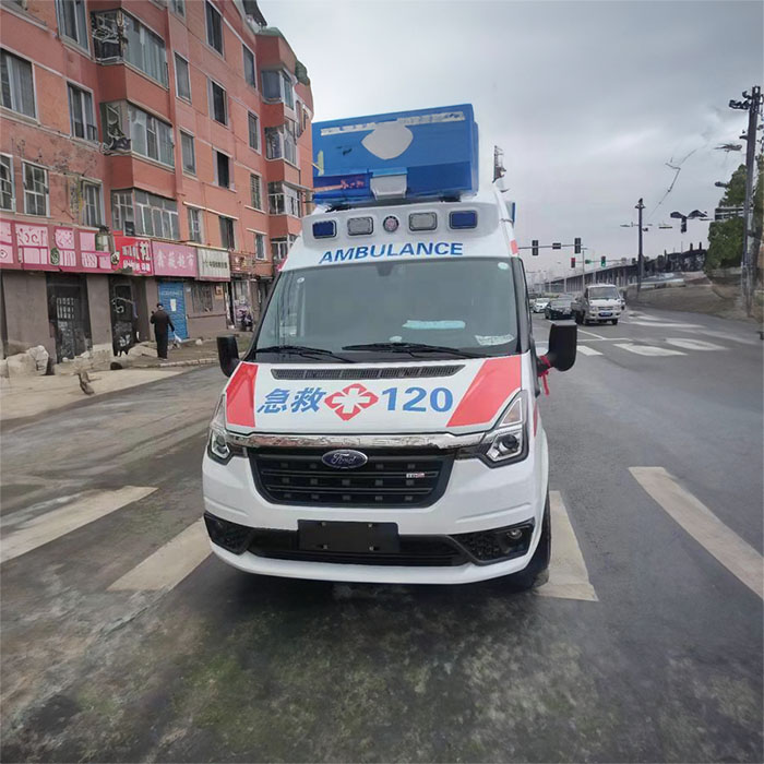 重庆救护车租赁