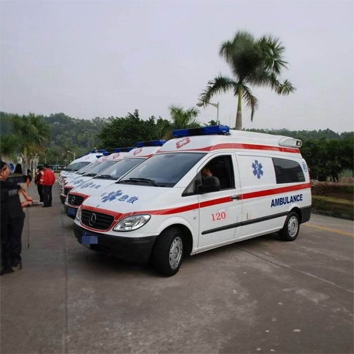 重庆私人救护车租车费用