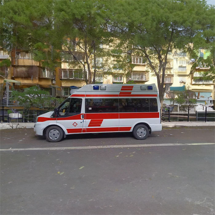 重庆私人救护车租赁电话