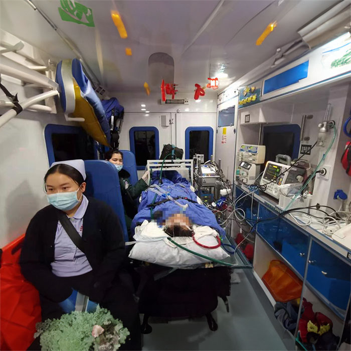 重庆出租私人救护车电话号码