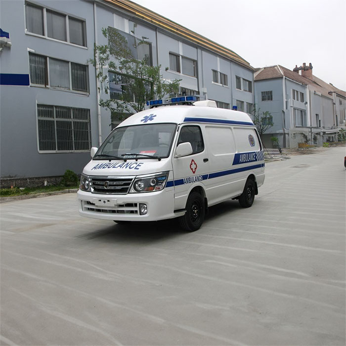 重庆私人救护车租赁收费