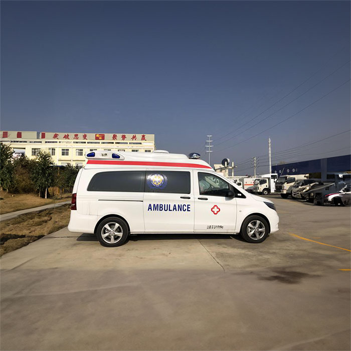 重庆私人救护车租赁收费