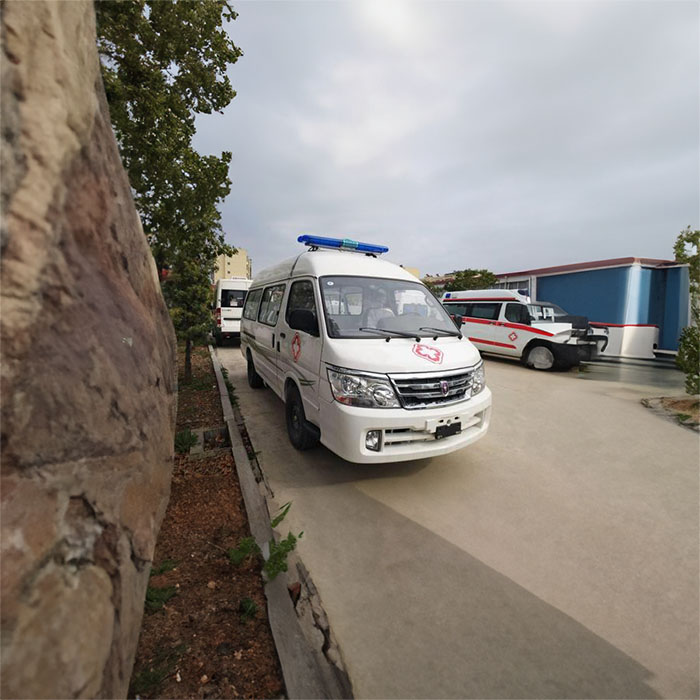 重庆私人救护车出租电话