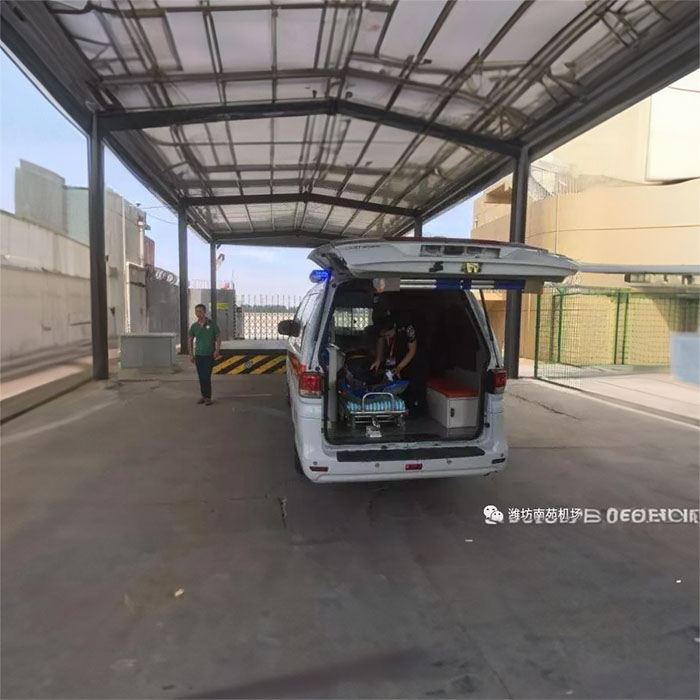 重庆救护车租车联系方式