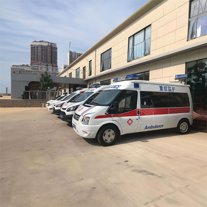 重庆私人救护车租赁多少钱