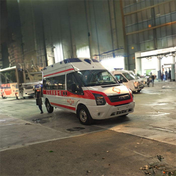 重庆救护车出租电话