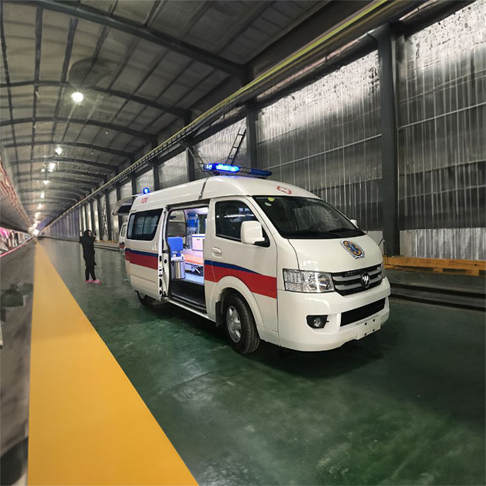 重庆私人救护车租车电话