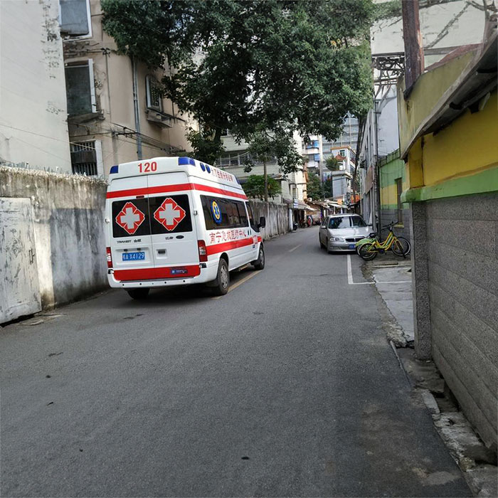重庆救护车租赁多少钱