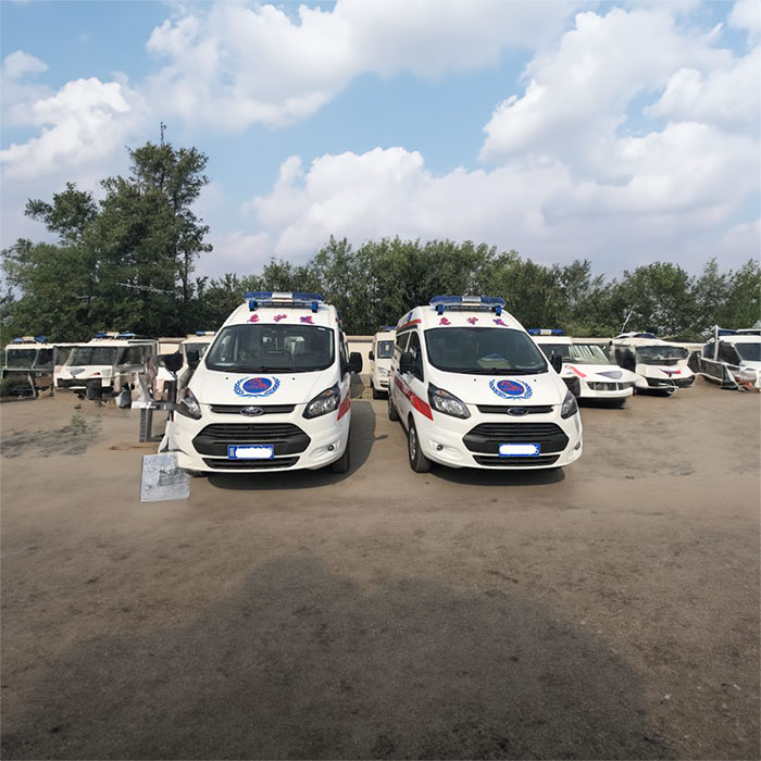重庆私人救护车租车多少钱