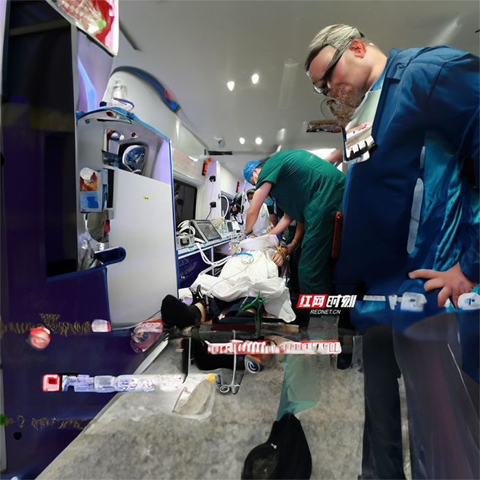 重庆急救车租车电话