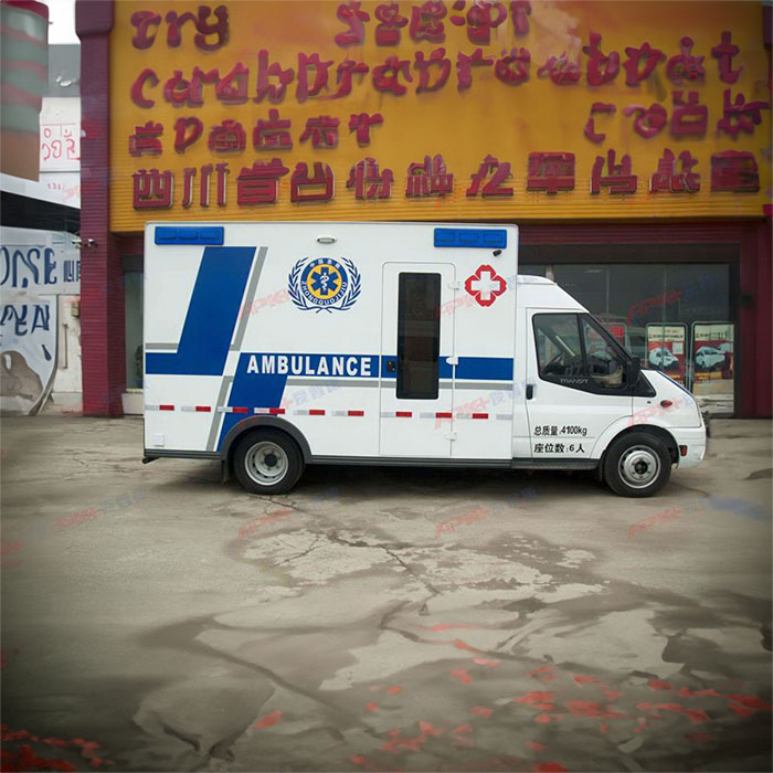 重庆私人救护车租赁联系电话
