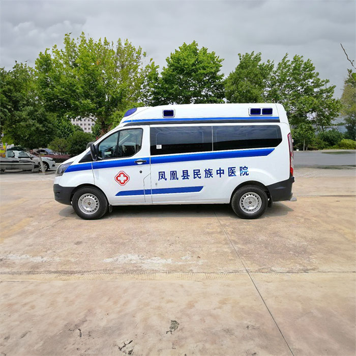 重庆私人救护车出租多少钱