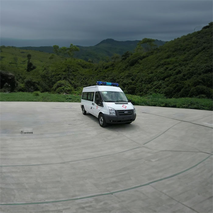 重庆救护车租赁费用