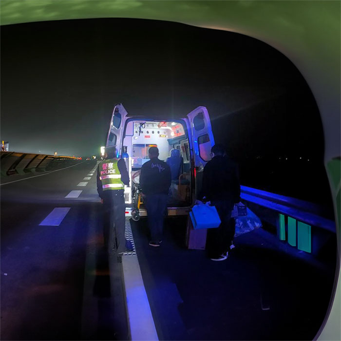 重庆租赁救护车