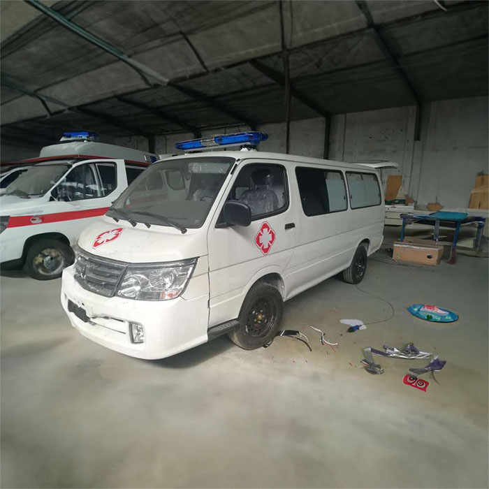 重庆救护车租车联系电话
