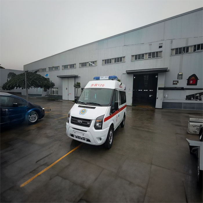 重庆救护车租赁费用