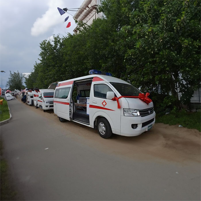 重庆私人救护车租赁联系方式