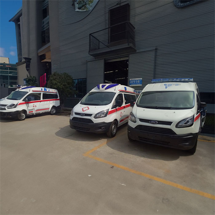 重庆救护车出租费用