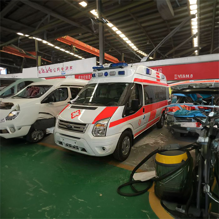 重庆救护车租车联系方式
