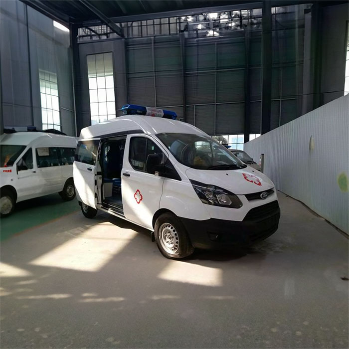 重庆私人救护车租赁联系方式