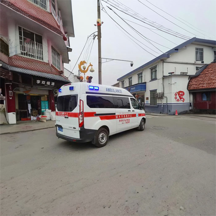 重庆出租私人救护车电话号码
