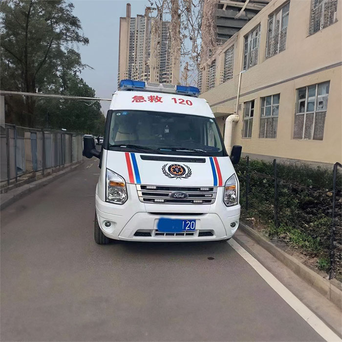 重庆黔江租私家救护车转院到重庆市急救医疗中心哪里有救护车可以出租