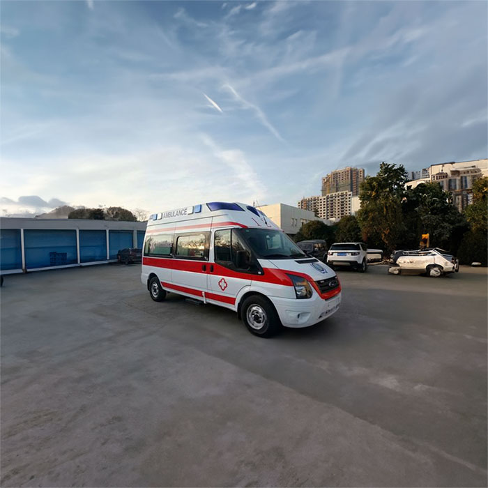 2023年重庆市云阳区救护车出租：重庆重症转运救护车 救护车电话号