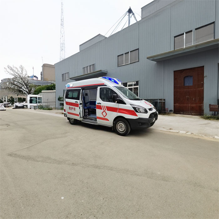 重庆潼南区租赁正规救护车到重庆医科大学附属口腔医院长途救护车出租有哪些公司