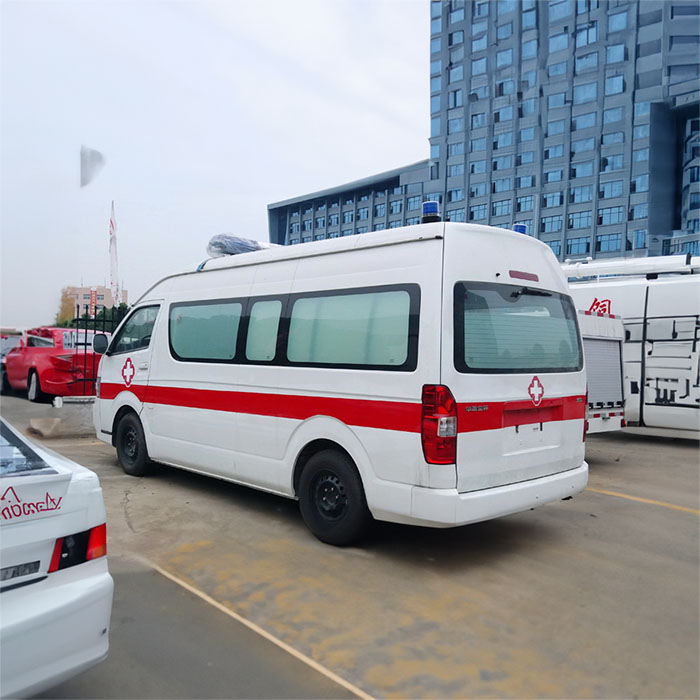 重庆市云阳区租赁私家救护车到重庆万州区传染病医院救护车出租公司有哪些公司