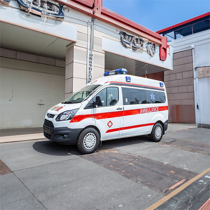 重庆荣昌租私人救护车转院到重庆市肿瘤医院私人救护车出租怎么样